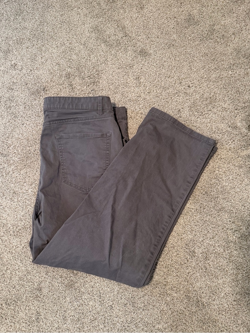 Amazon Essentials Men’s Slate Gray Casual Pants
